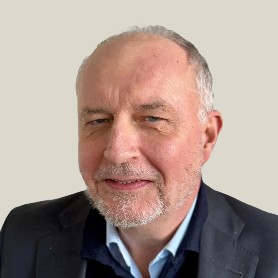 Prof. Dr. Eberhard Schott
